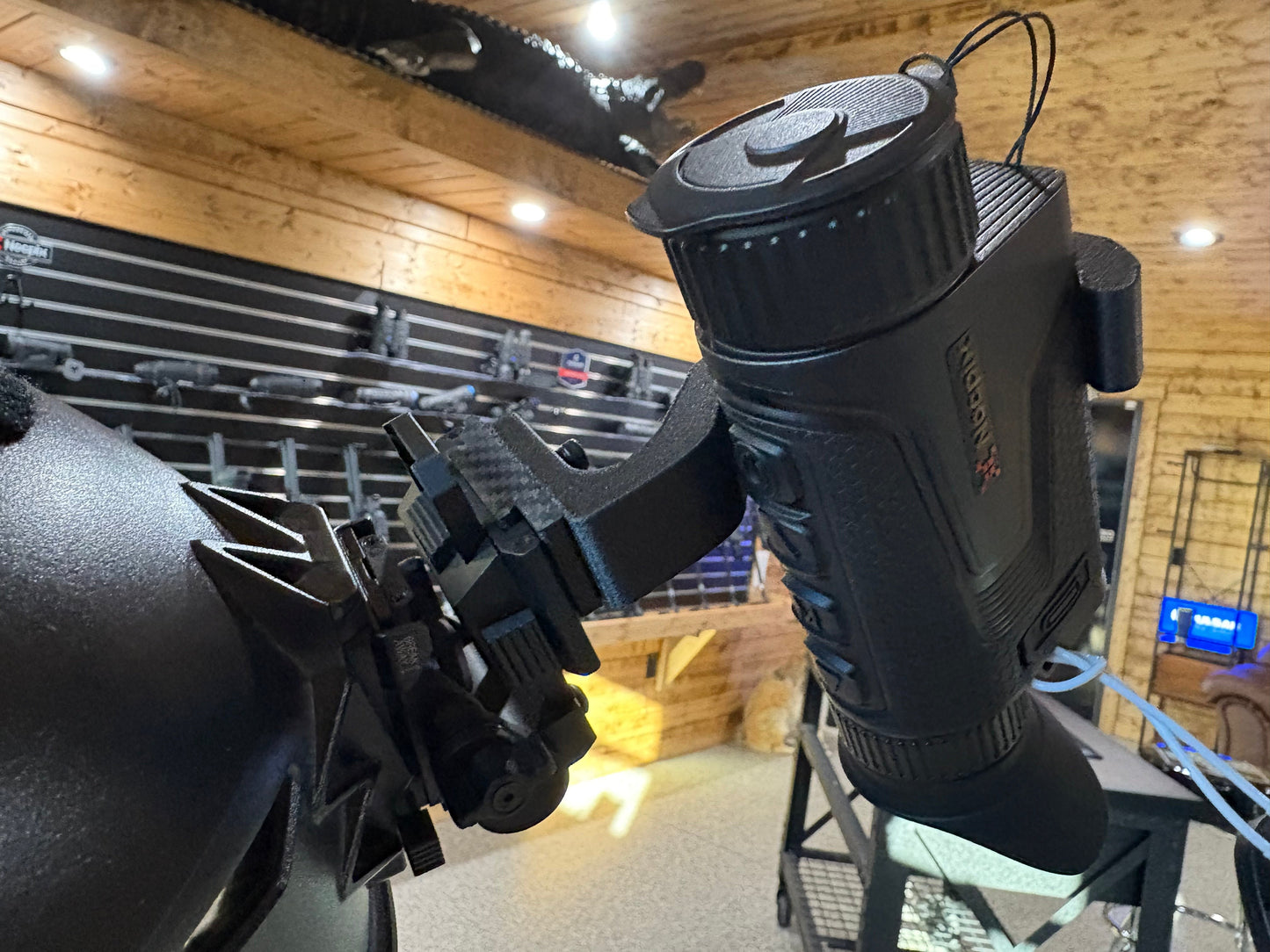 Nocpix Lumi Helmet Mounting Bracket